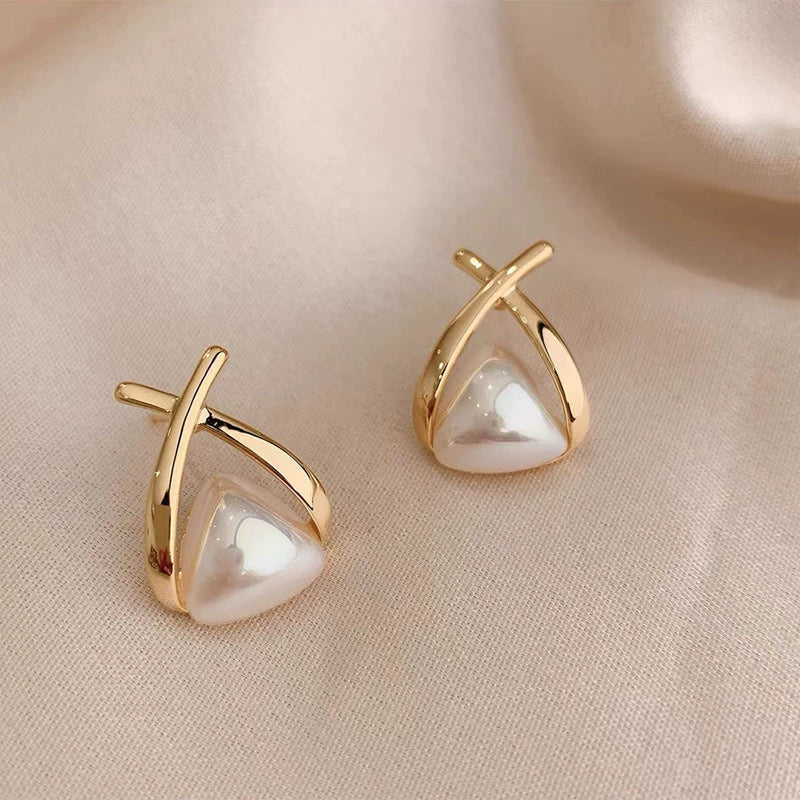 Reina Pearl & Gold Crossover Stud Earrings