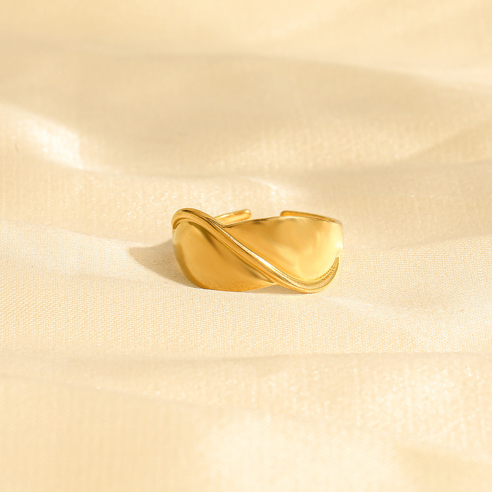 SRNG-68 - Smooth S-Curve Ring