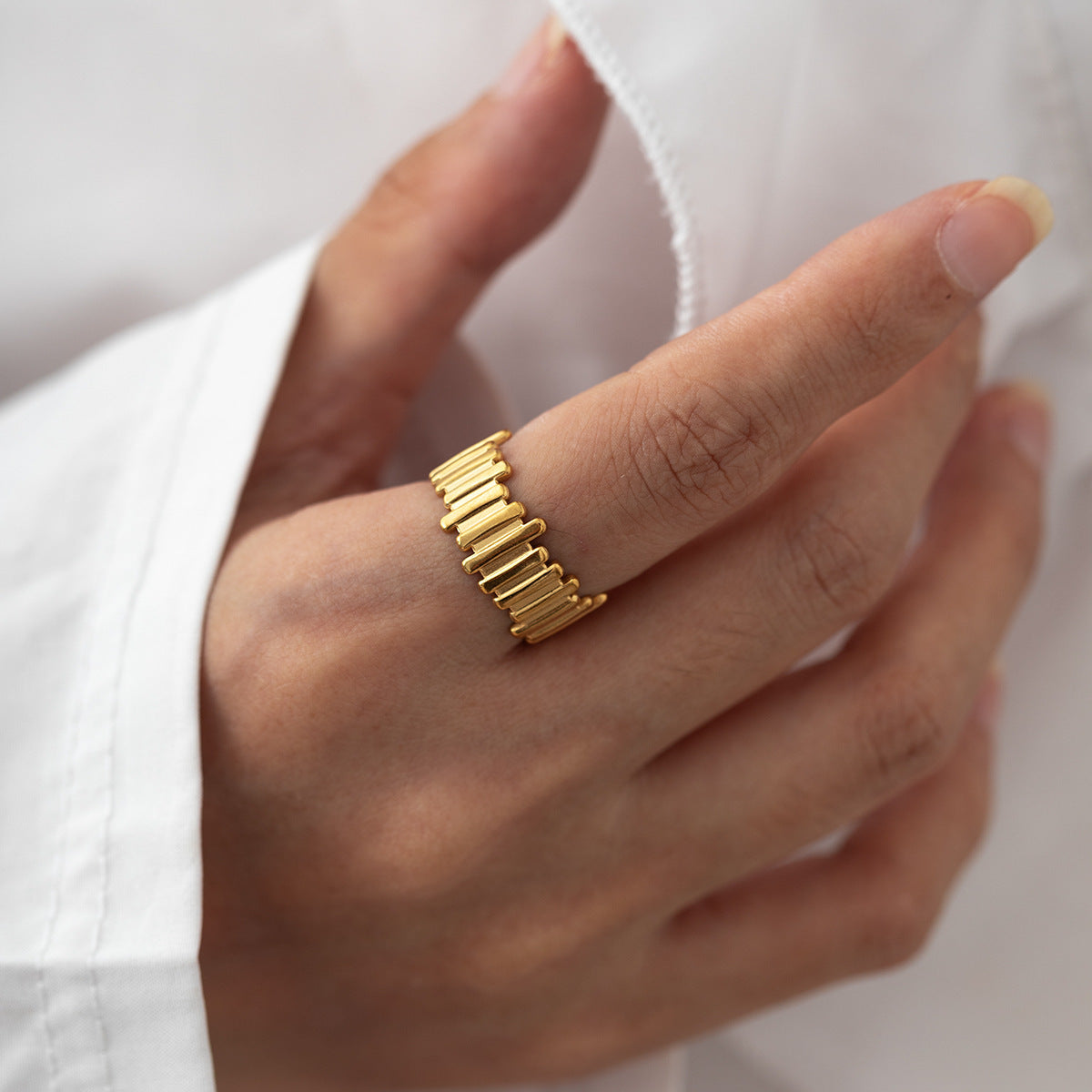 SRNG 81 - Geometric Striped Irregular Ring