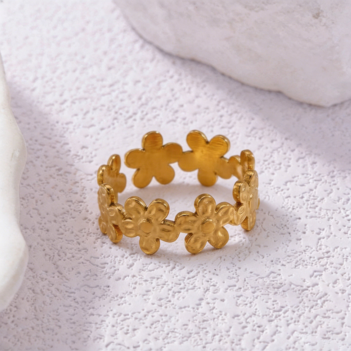 SRNG 82 - Flower Band Ring