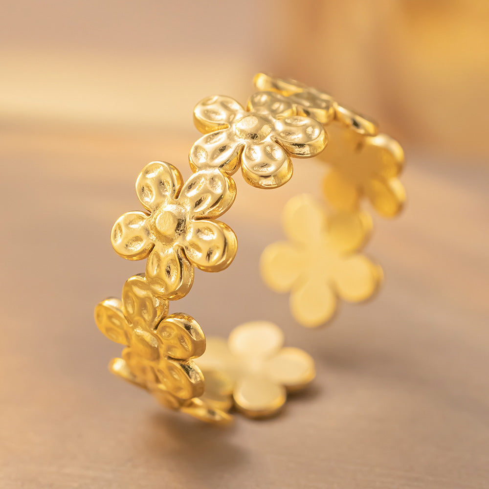 SRNG 82 - Flower Band Ring