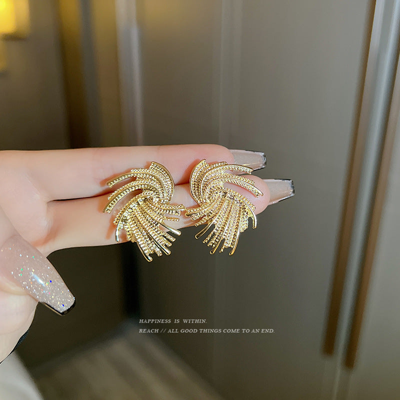 Special-Shaped Swirl Earrings