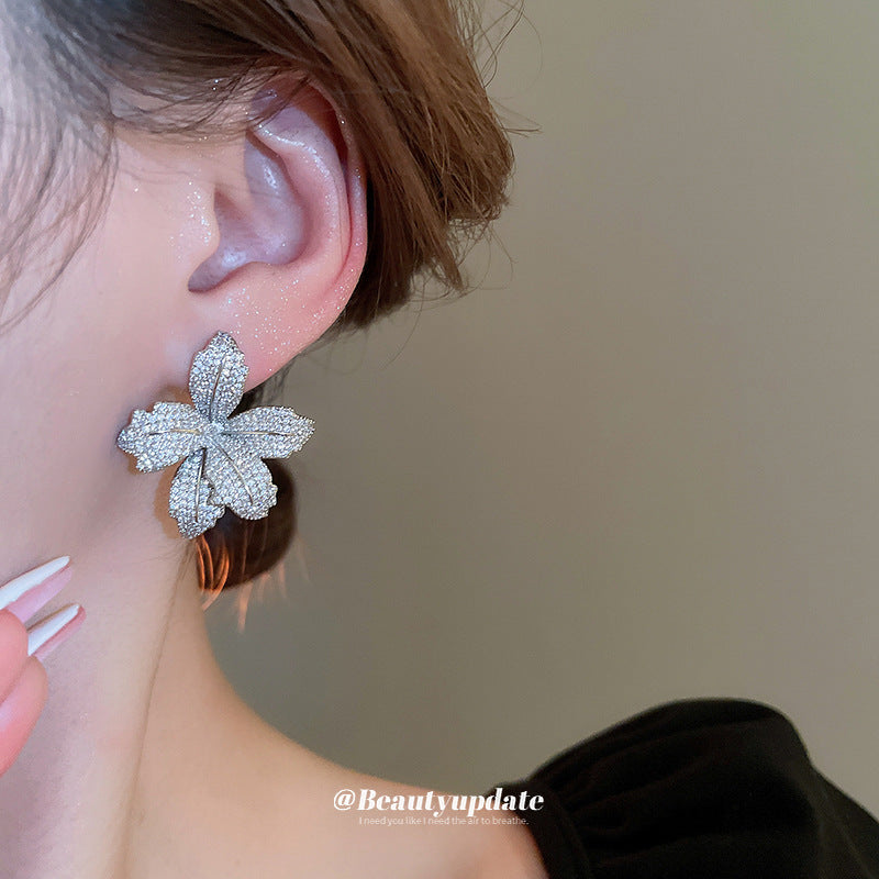 ZER39 - Super Shiny Flower Earrings