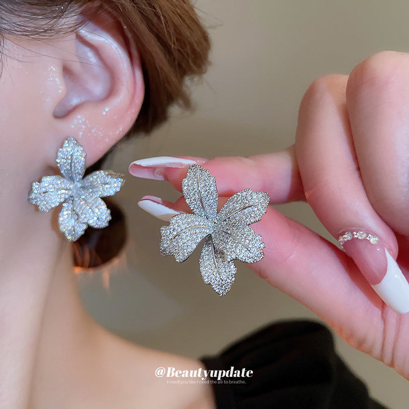 ZER39 - Super Shiny Flower Earrings