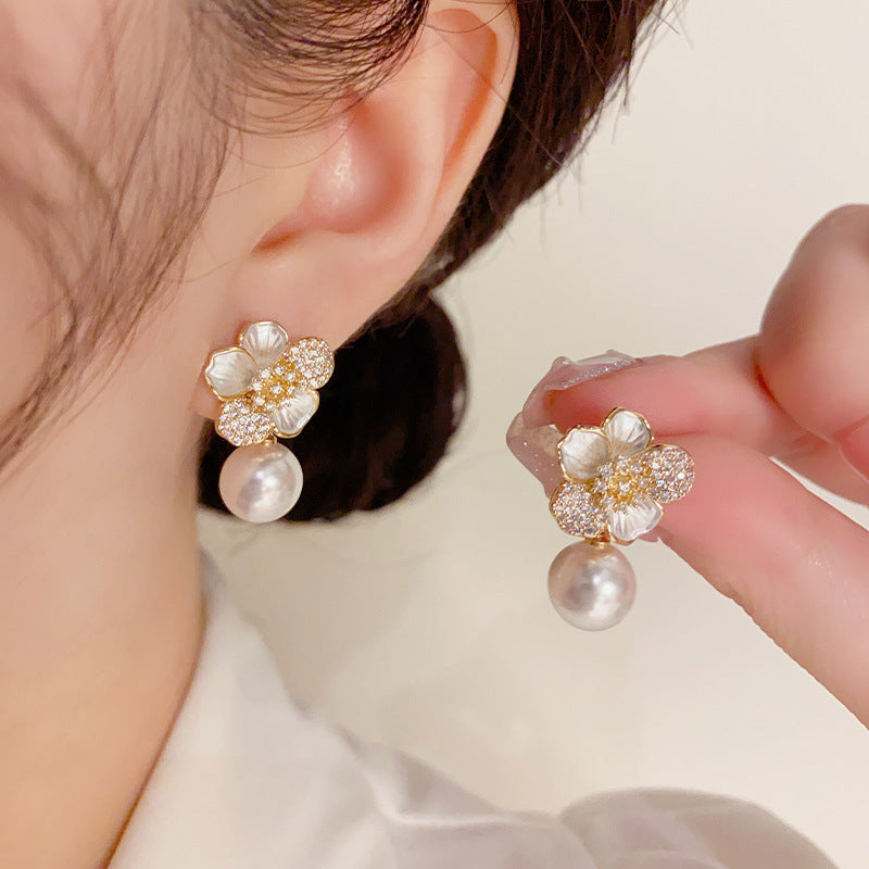 Sweet Oil-Drop Zircon Flower Earrings