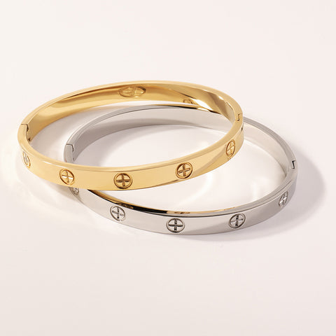 Titanium Steel Non-Fading Bracelet | Zi Collection Hub