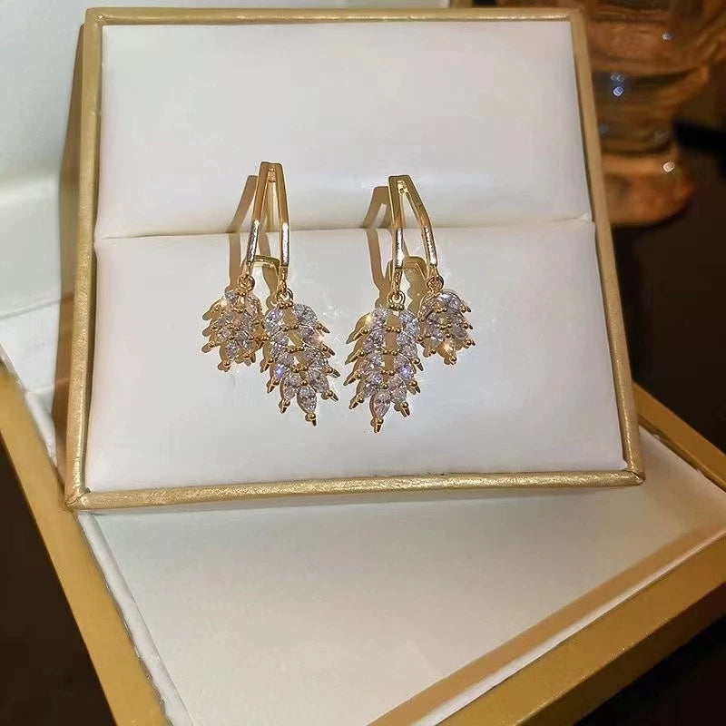 Trendy Leaf Earrings