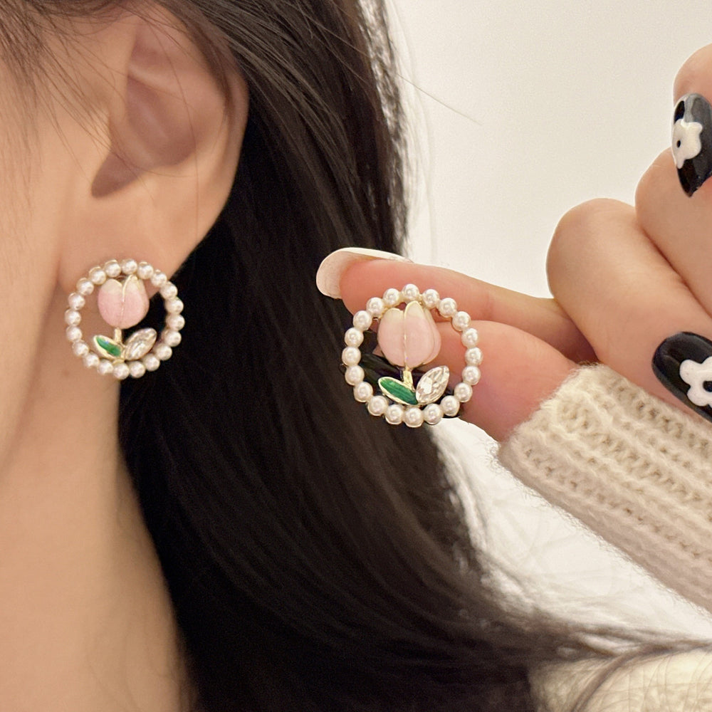Tulip Earrings
