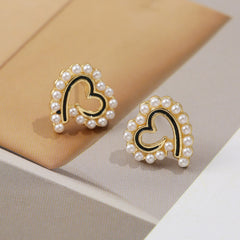 Wire Pearl Heart Earrings