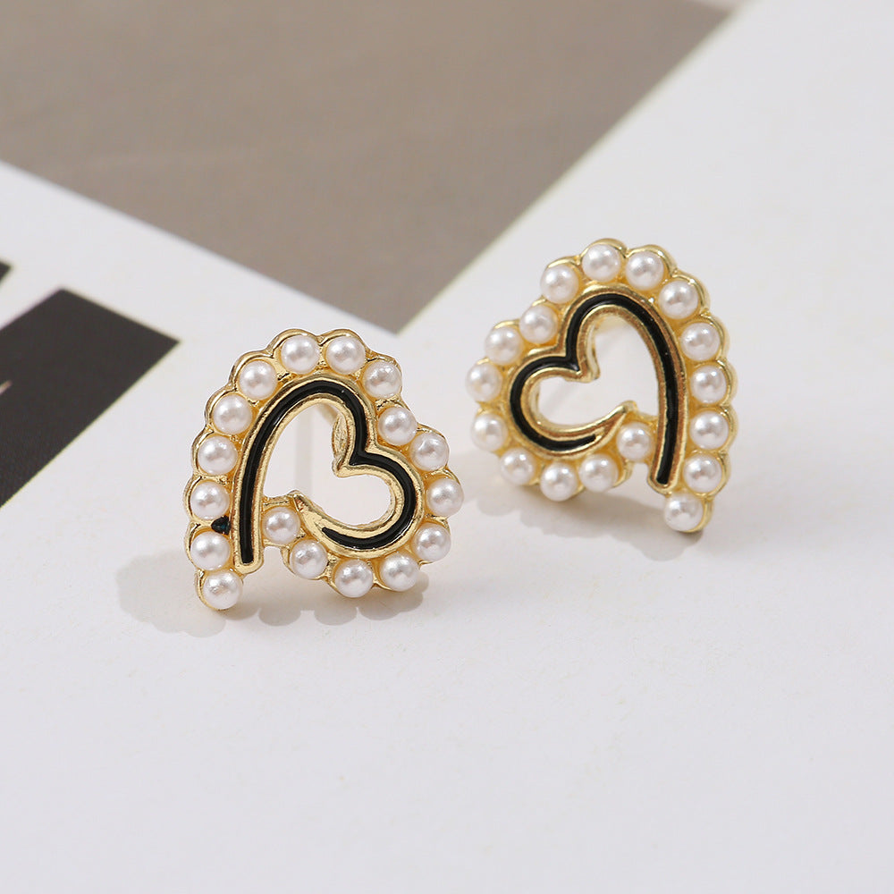 Wire Pearl Heart Earrings