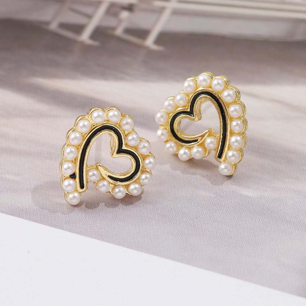 Wire Pearl Heart Earrings
