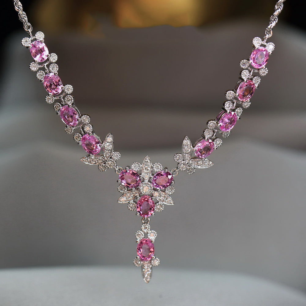 ZNKL01  - Luxurious and Elegant Butterfly Necklace
