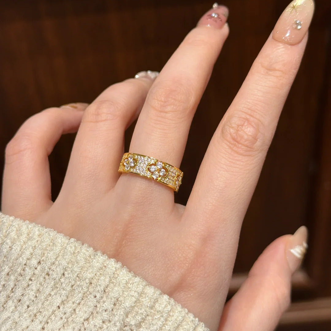 ZRNG 113 -  Four-Leaf Clover Ring - Adjustable