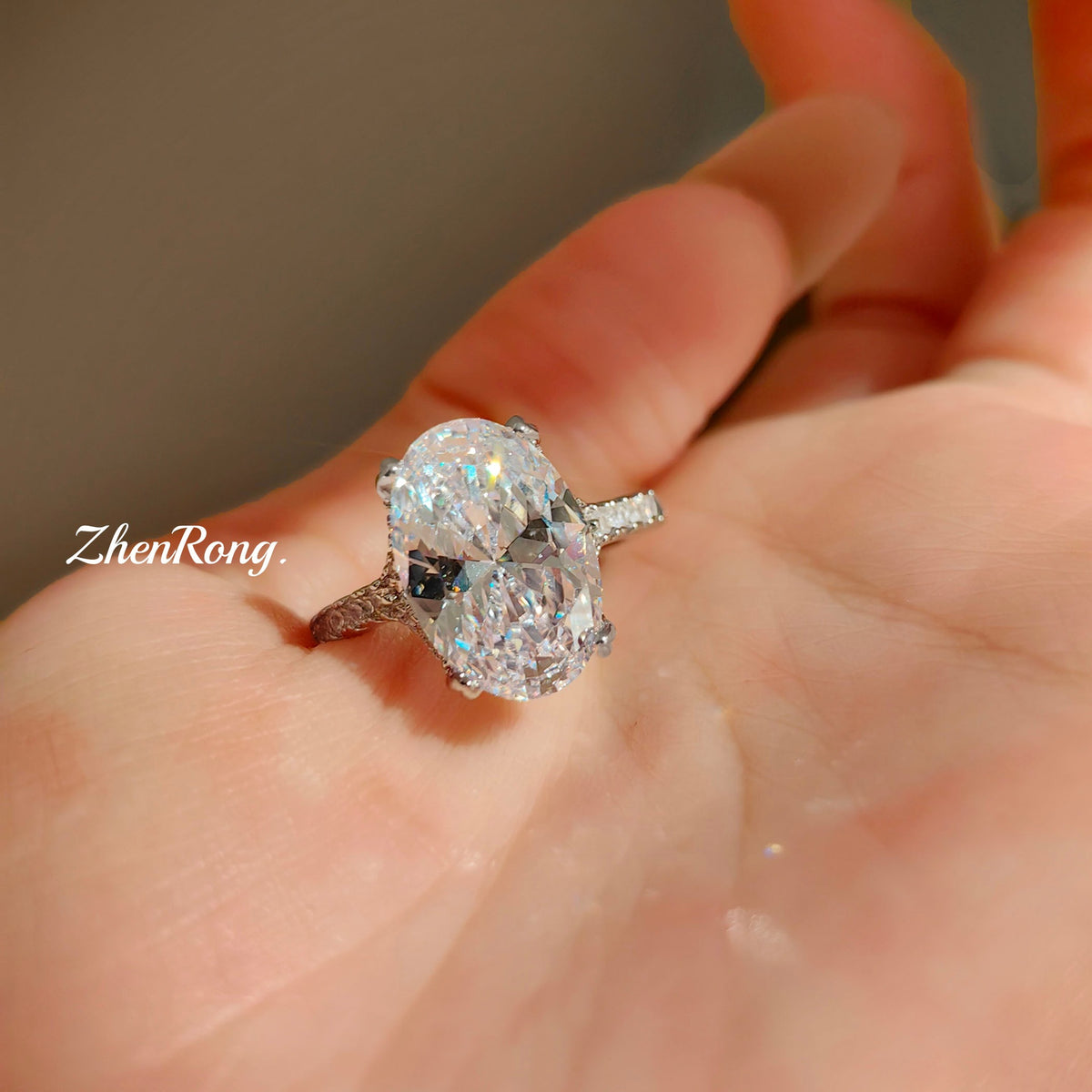 ZRNG 123 - Atmospheric Sparkling Ring [Adjustable opening]