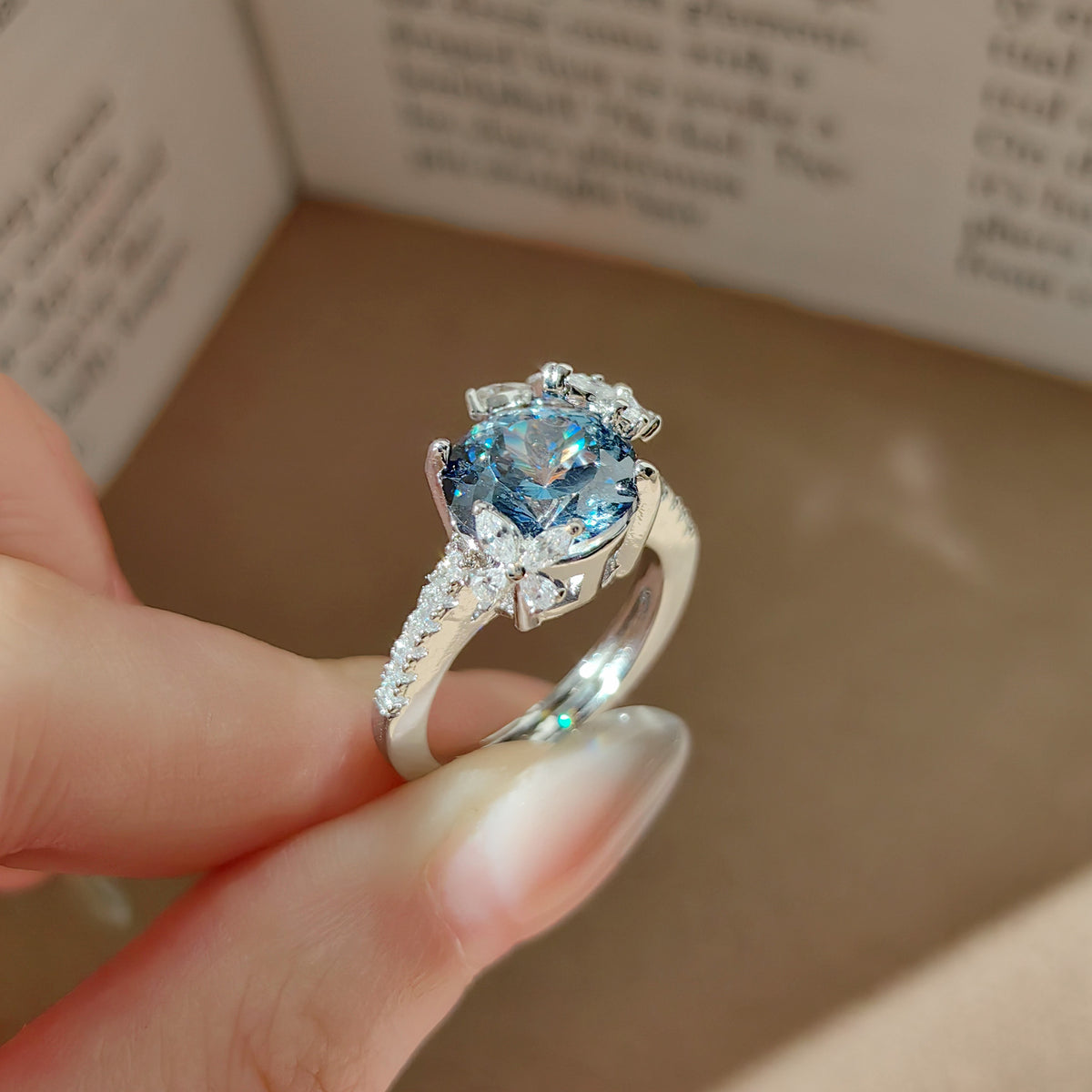ZRNG 154 - Ethereal Butterfly Ring [Adjustable opening]