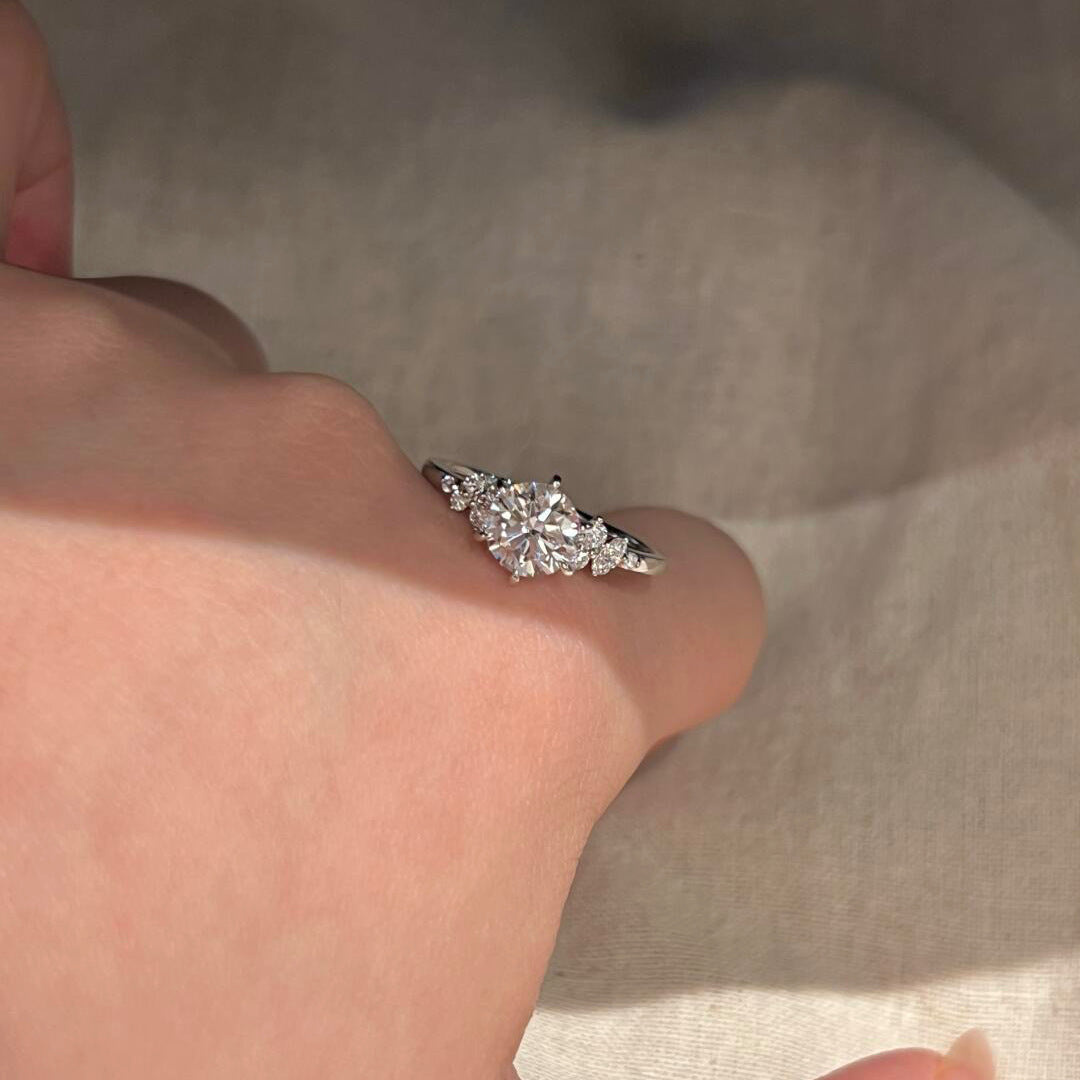 ZRNG 168 - Berlin Love Letter Ring [Adjustable opening]