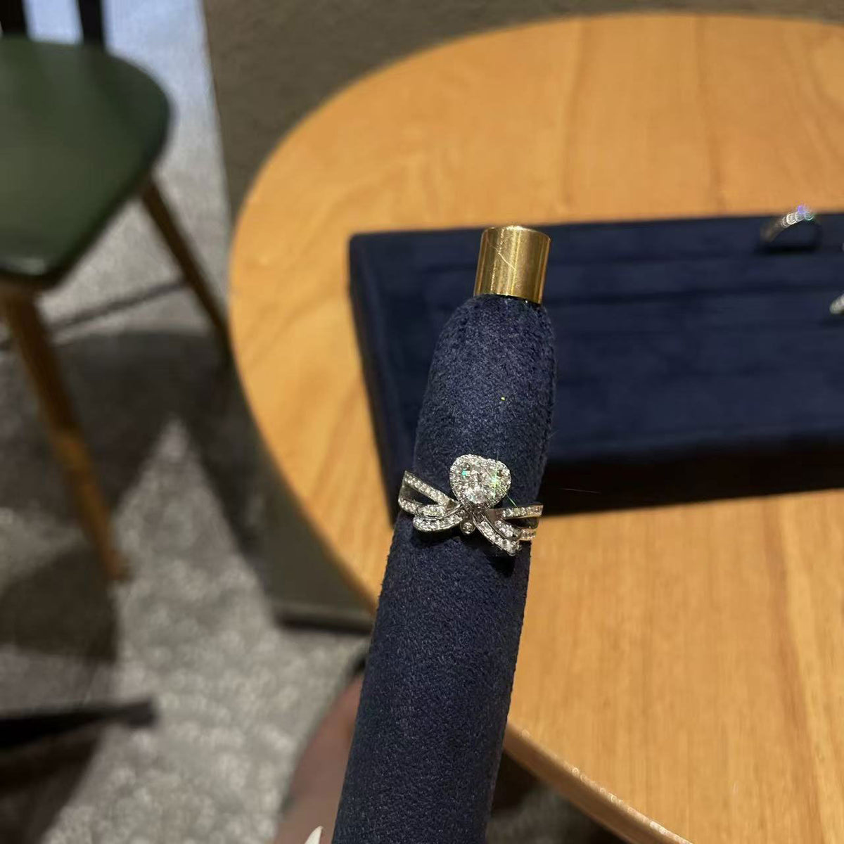 ZRNG 171 - Heart and Bow Motif Ring [Adjustable opening]