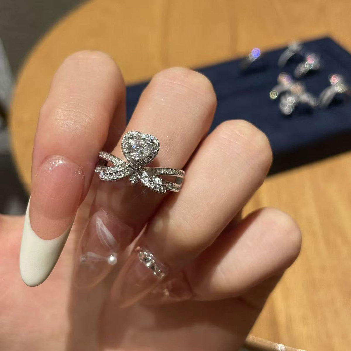 ZRNG 171 - Heart and Bow Motif Ring [Adjustable opening]
