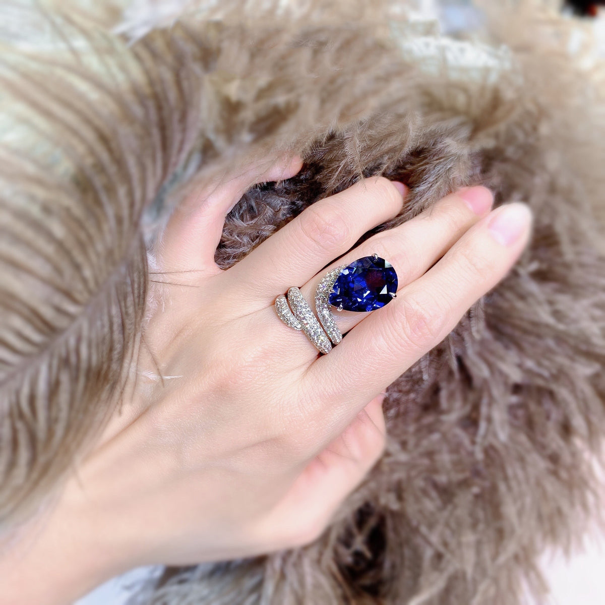 ZRNG 178 - Dazzling Crimson Sapphire Ring [Adjustable opening]