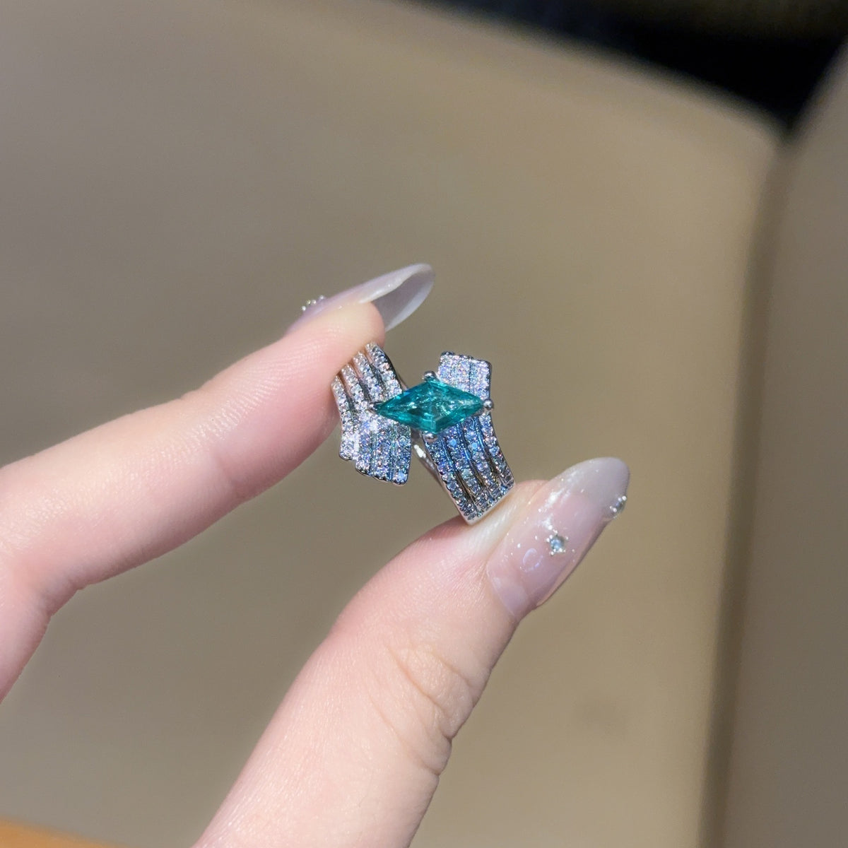 ZRNG 184 - Green Zirconic Ring [Adjustable opening]