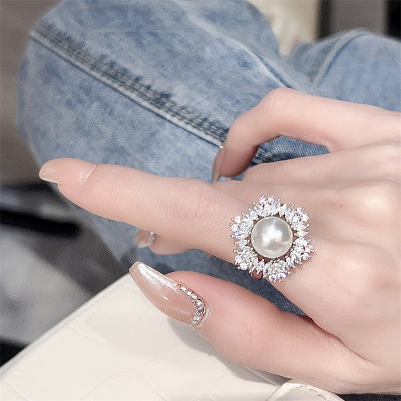 ZRNG 185 - Exquisite Pearl Flower Ring [Adjustable opening]