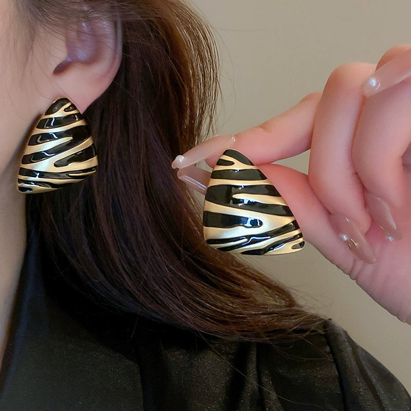 ER322 - Zebra Print Triangle Stud Earrings
