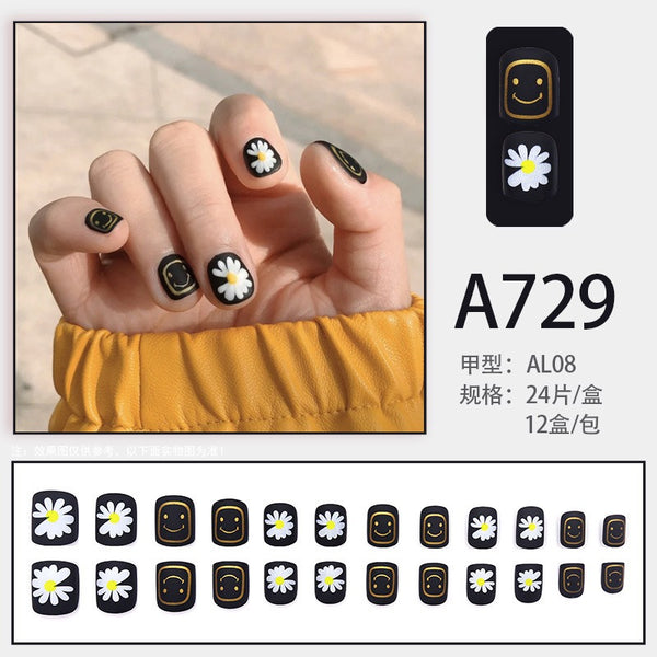 Black Series Small Daisy Smiley Face Fake Nails  - 24Pcs