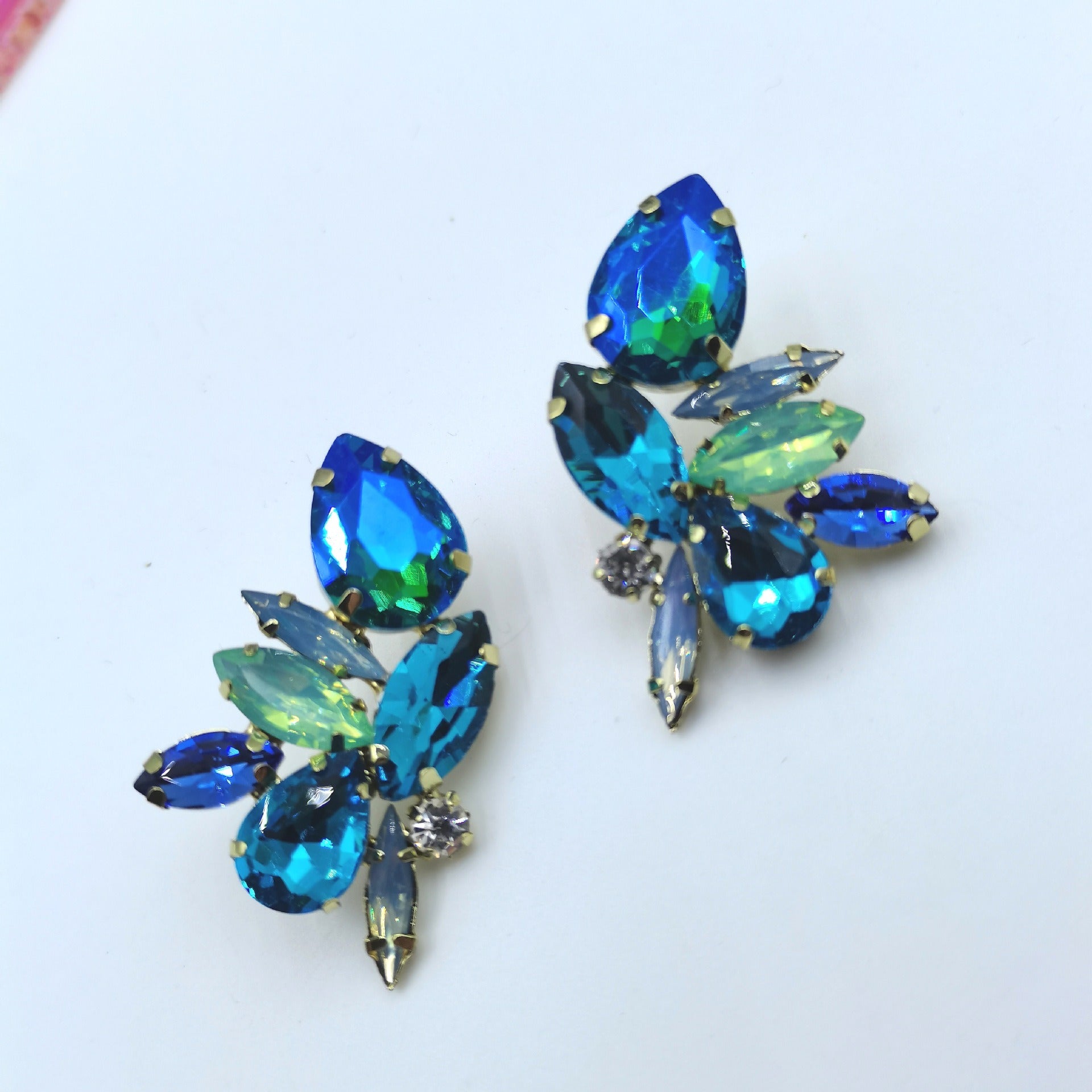 Blue Color Crystal Stud Earrings - Zi Collection Hub