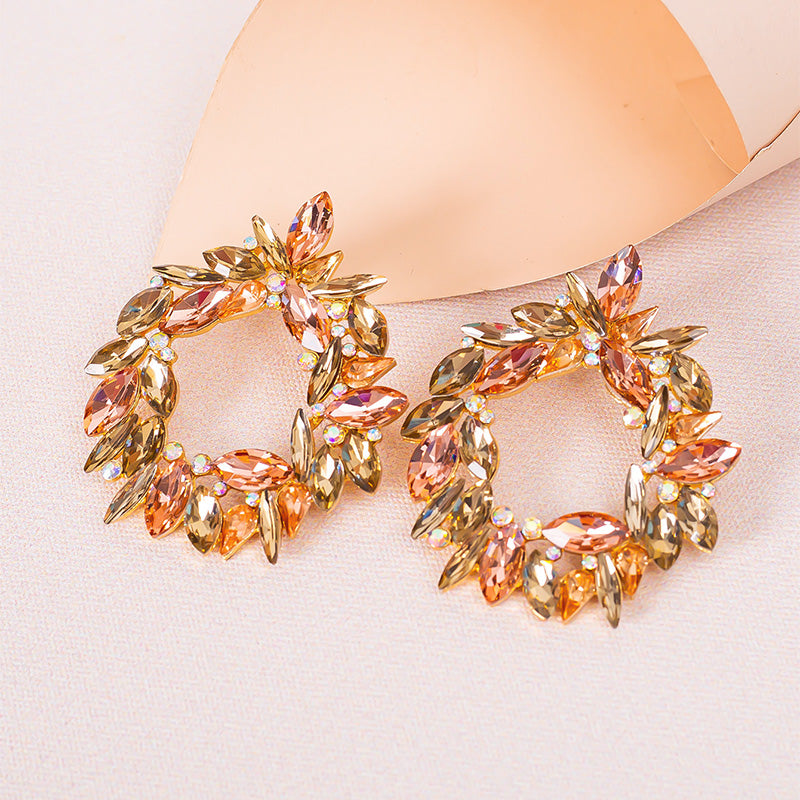 ER 282 - Flower Diamond Trend Stud Earrings