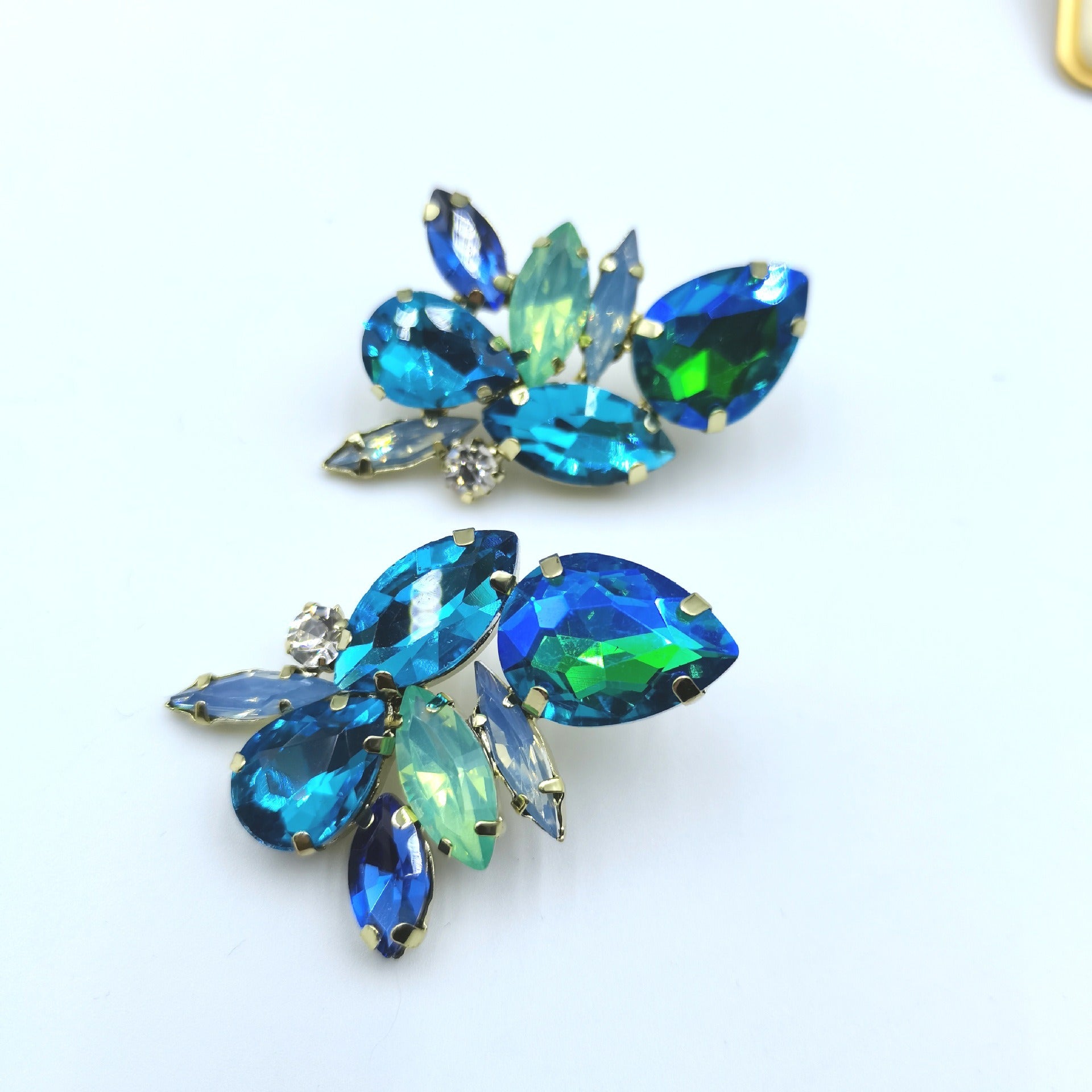 Blue Color Crystal Stud Earrings - Zi Collection Hub