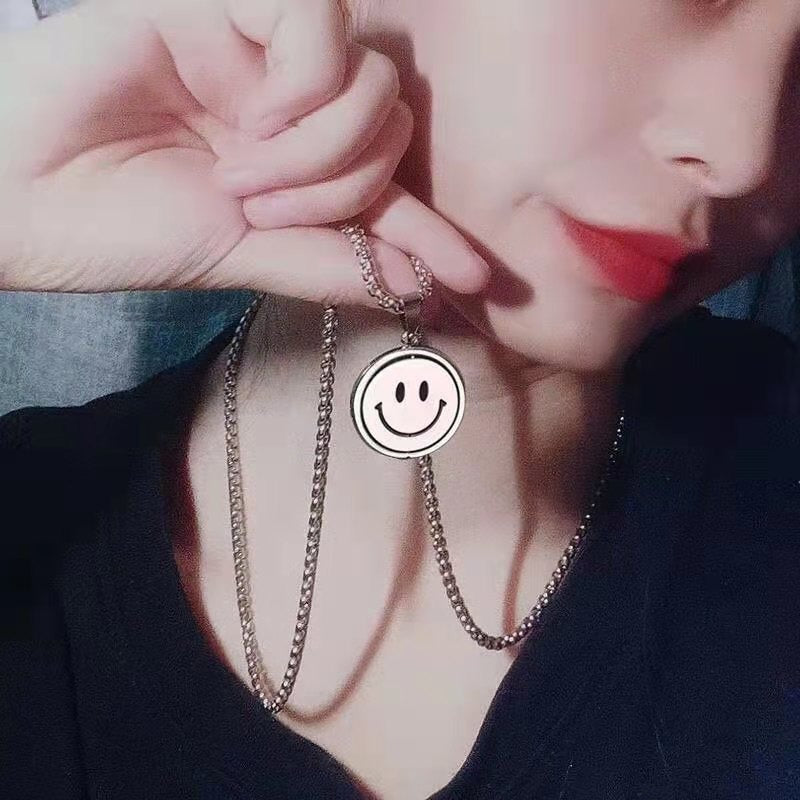 Hip-hop Rotating Smiling Face Pendant - Zi Collection Hub