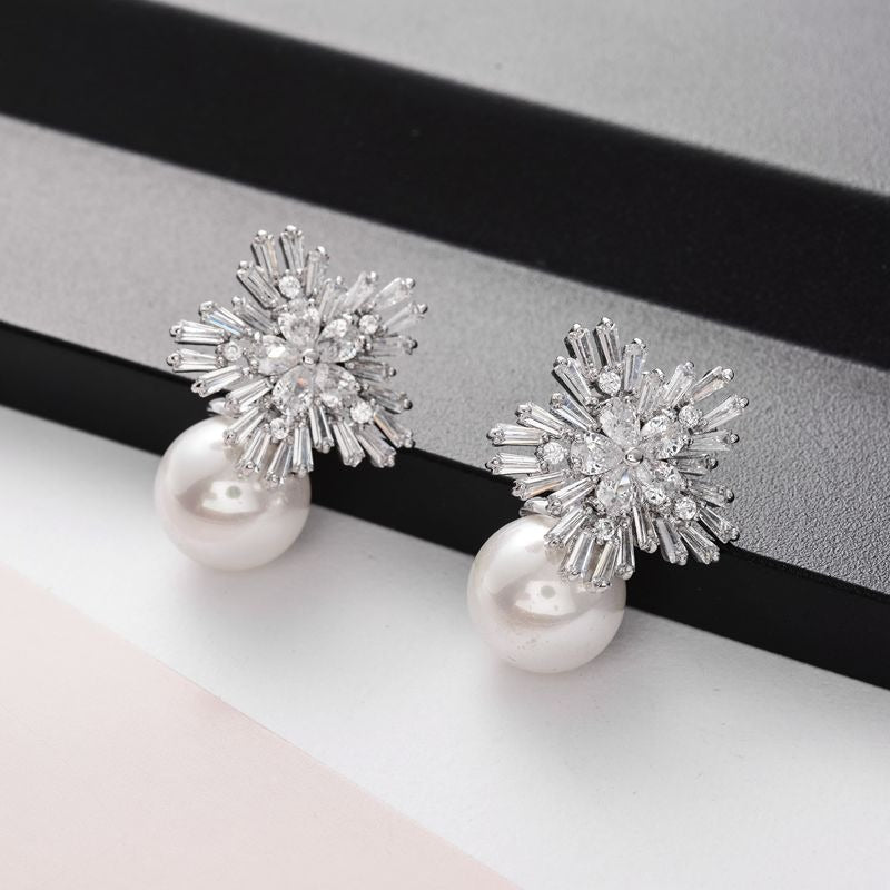 925 silver needle snowflakes zircon earring - Zi Collection Hub