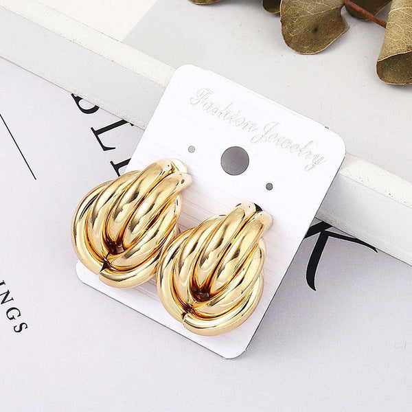 ZA Exaggerated Metal Winding Earrings