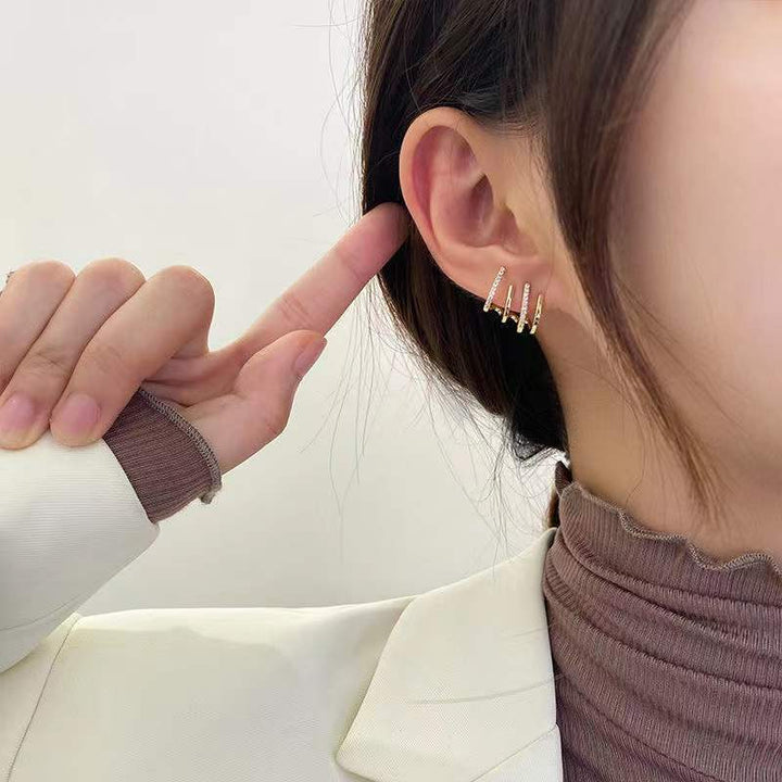 Korean Studded Four-Claw Earrings - Zi Collection Hub